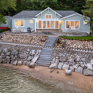Michigan Cottage Remodeling Architects